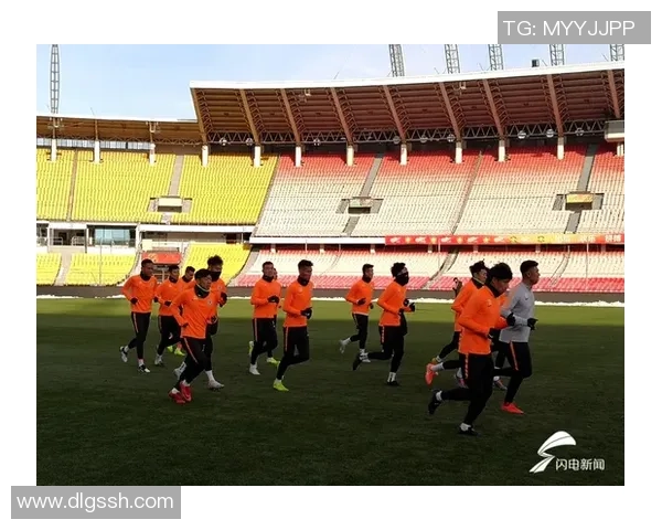 各队海外拉练计划解析：如何有效适应不同气候与场地条件