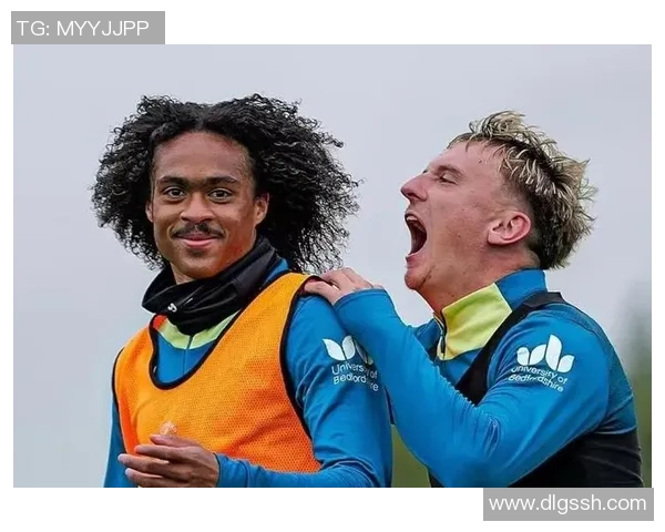 归化球员的身份认同与世界杯赛场上的归属感探讨